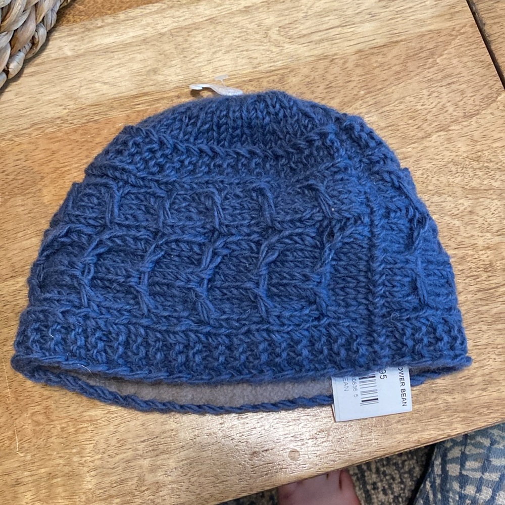 Flower Beanie - Picture 2 of 3